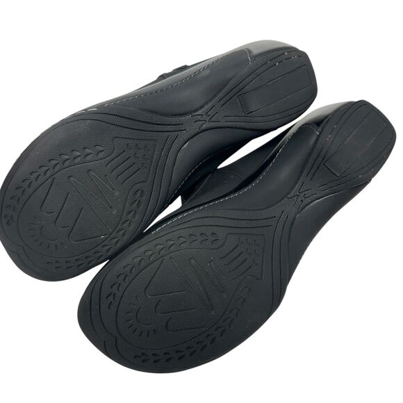 Rialto Black Vegan Maryjane Slip On Mules with Star Cutouts Size 10M - Picture 4 of 5